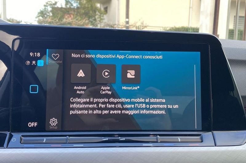 Volkswagen Golf 8 Life 2.0 TDI 116CV