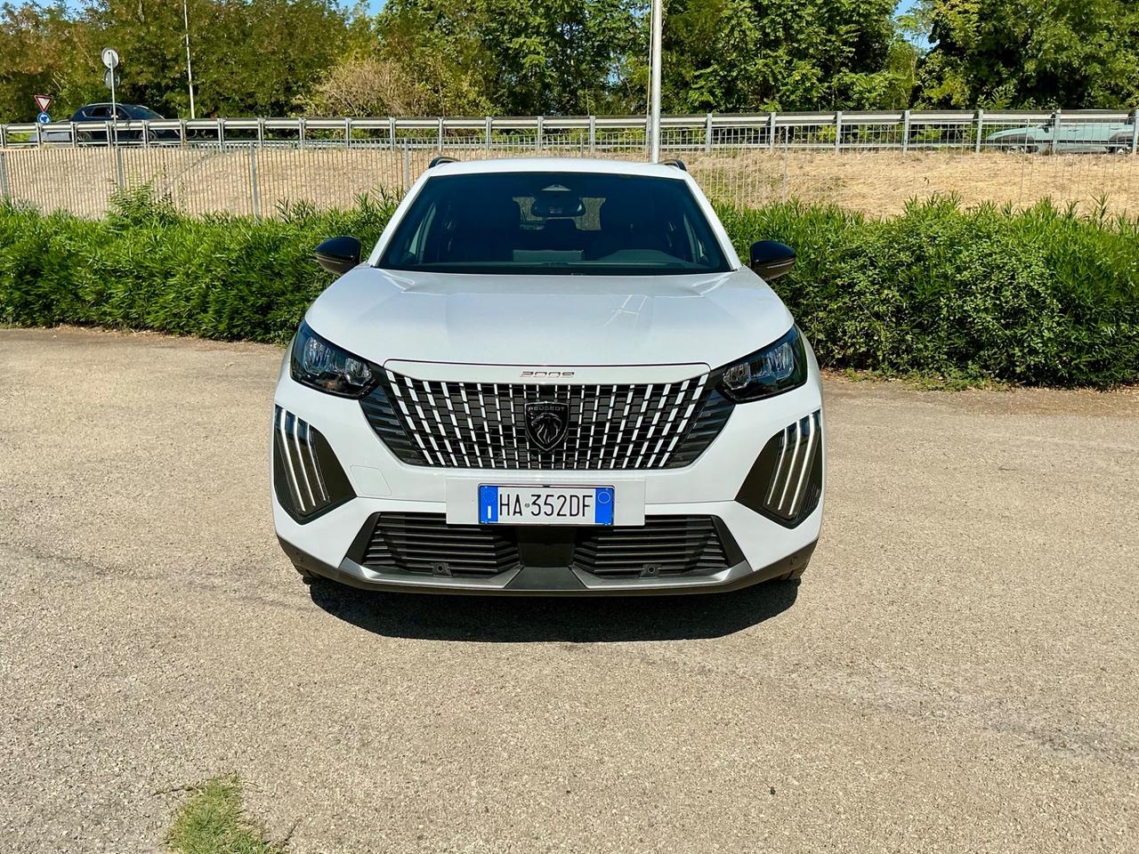 Peugeot 2008 1.2 Turbo 100 Cv Allure