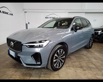 VOLVO XC60 II 2022 - XC60 2.0 b4 Plus Dark auto