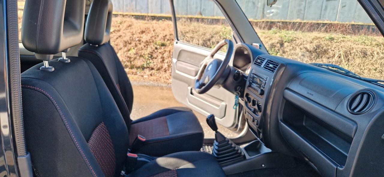 Suzuki Jimny 1.3i 16V cat 4WD JLX 55.315 KM