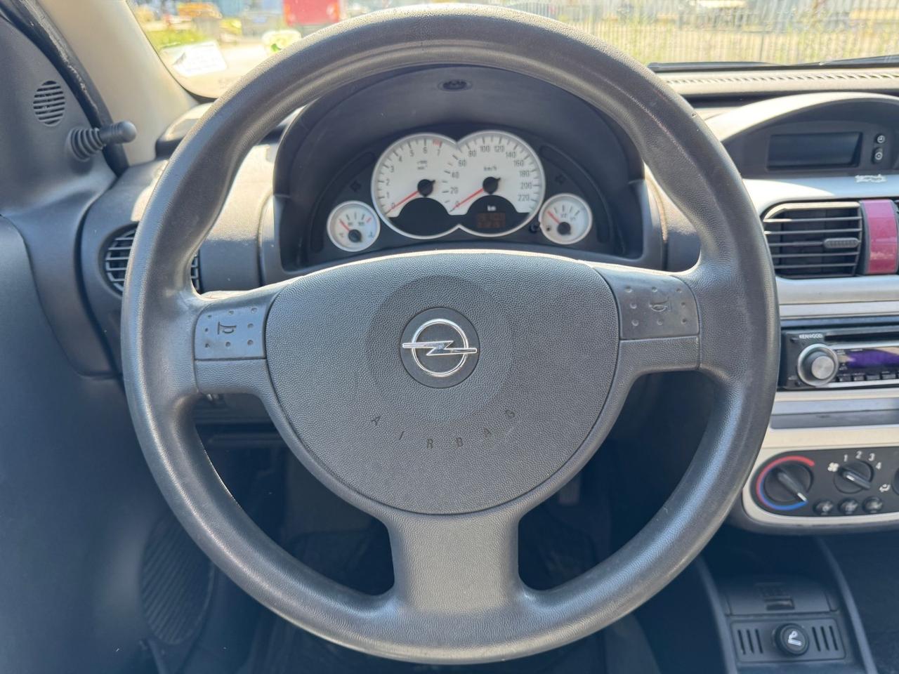 Opel Corsa 1.2 benzina 5 porte Cosmo
