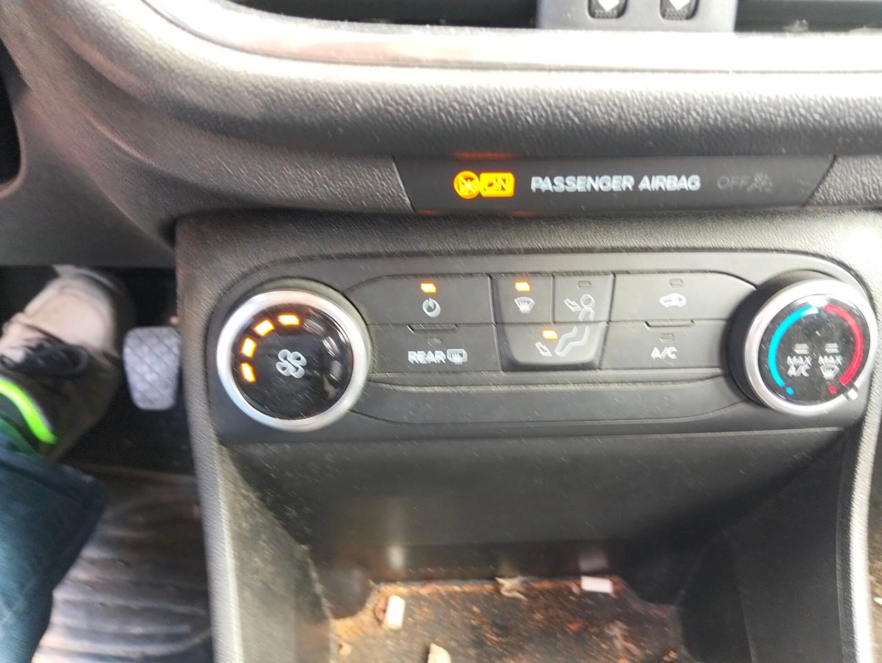 Ford Fiesta 1.5 TDCi 85cv 2018 SINISTRATA