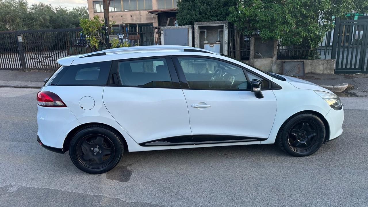Renault Clio Sporter 1.5 dCi 8V 75CV Live
