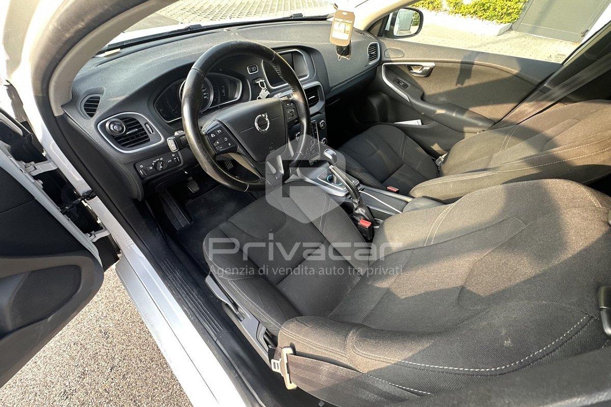VOLVO V40 D2 Business
