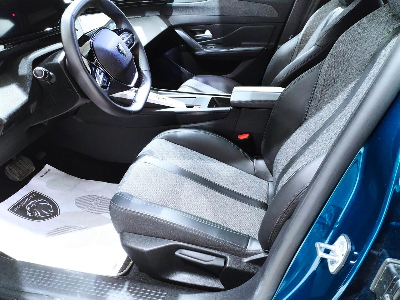 Peugeot 408 PureTech 130 S&S EAT8 Allure Pack