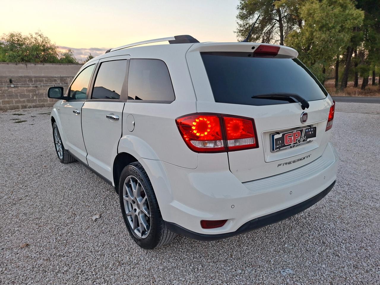 Freemont 2.0 Multijet 140 cv 7 POSTI -- PELLE-NAVI