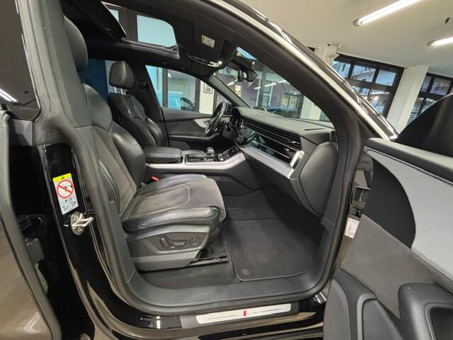Audi Q8 50 3.0 tdi mhev S-Line Quattro tiptronic SQ8
