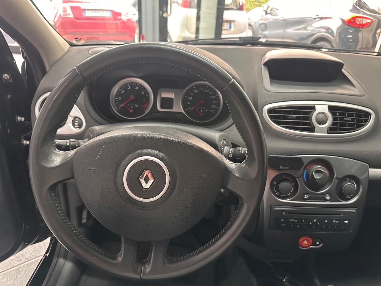 Renault Clio 1.2 16V 5 porte GPL Dynamique