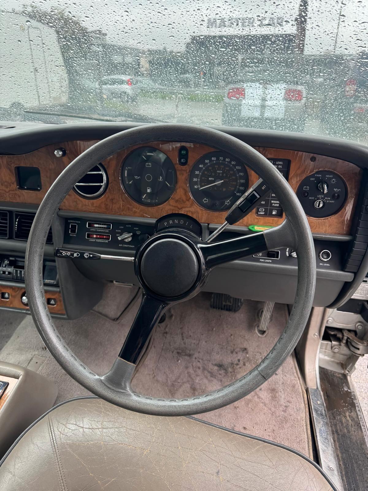 Rolls Royce Silver Spirit