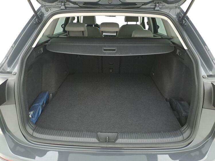 Volkswagen Golf Variant Variant Life DSG BR935221 1.5 Metano 131CV