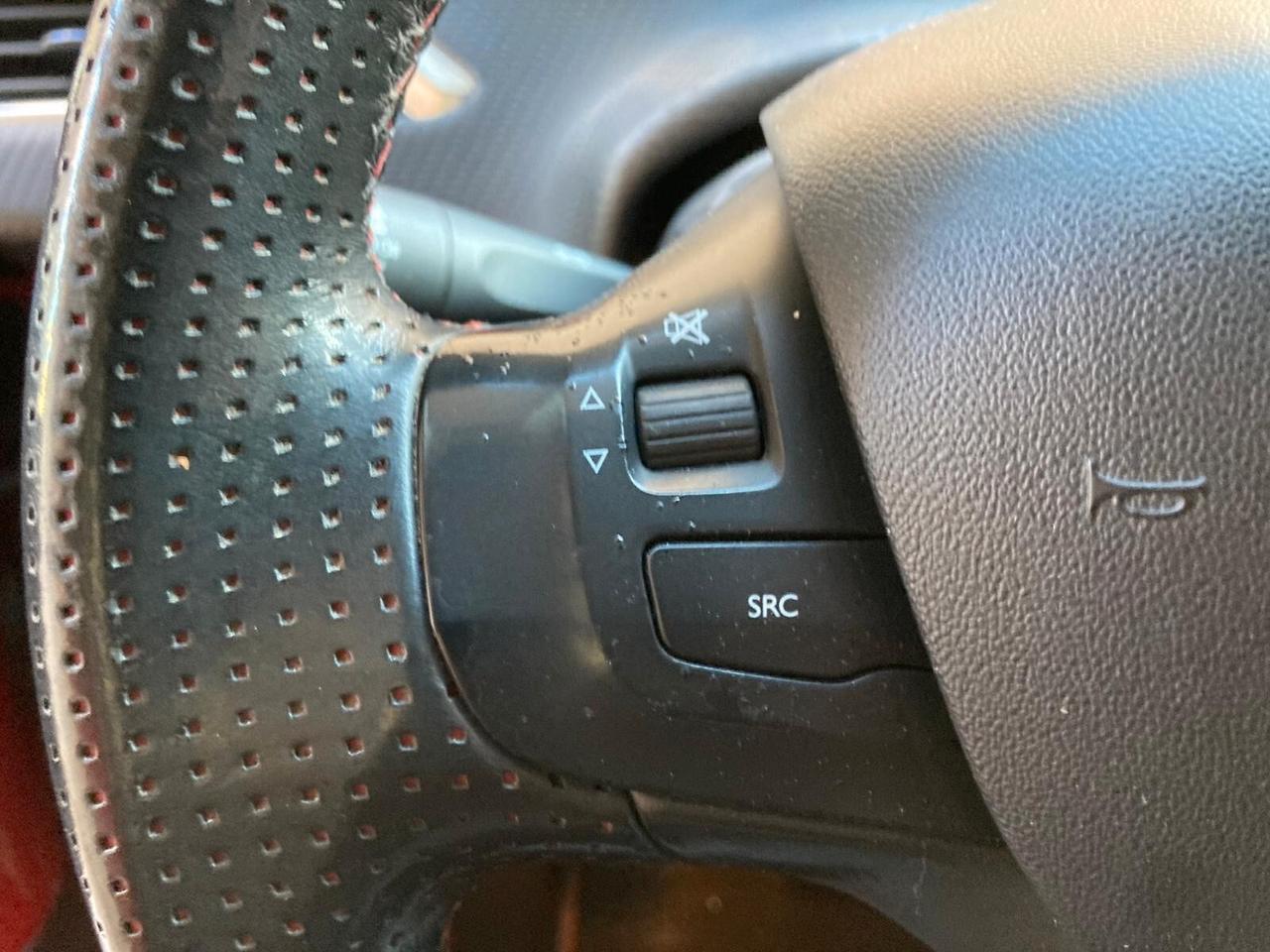 Peugeot 2008 1.6BlueHDi - IDEALE X NEOPATENTATI - 2017