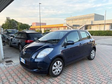 Toyota Yaris 1.0 5 porte 69cv neo patentati