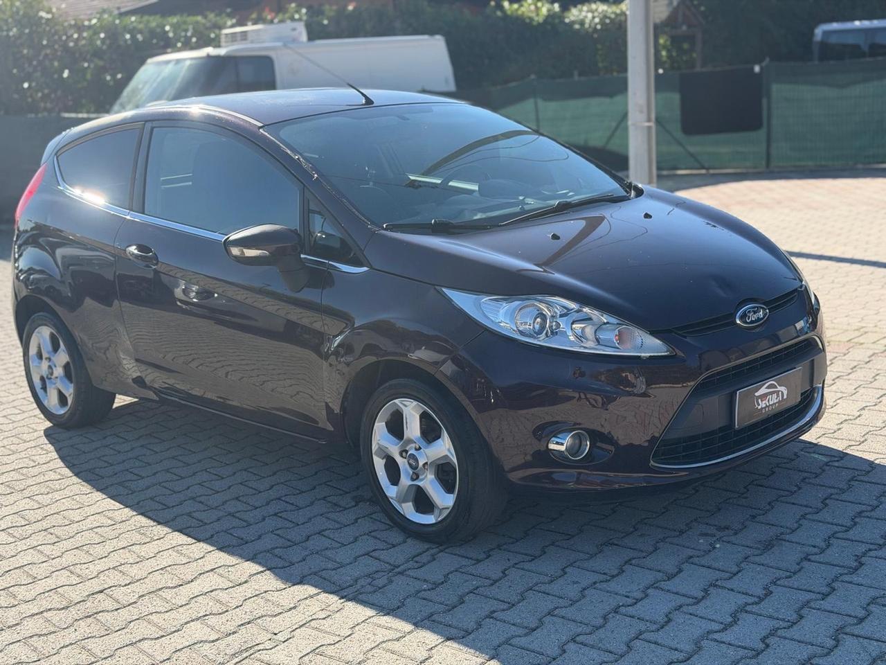 Ford Fiesta 1.4 TDCi 70CV 3 porte Titanium