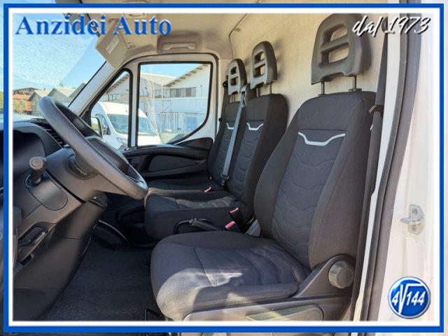 IVECO Daily 35S12 V 2.3 HPT L2H2 Furgone