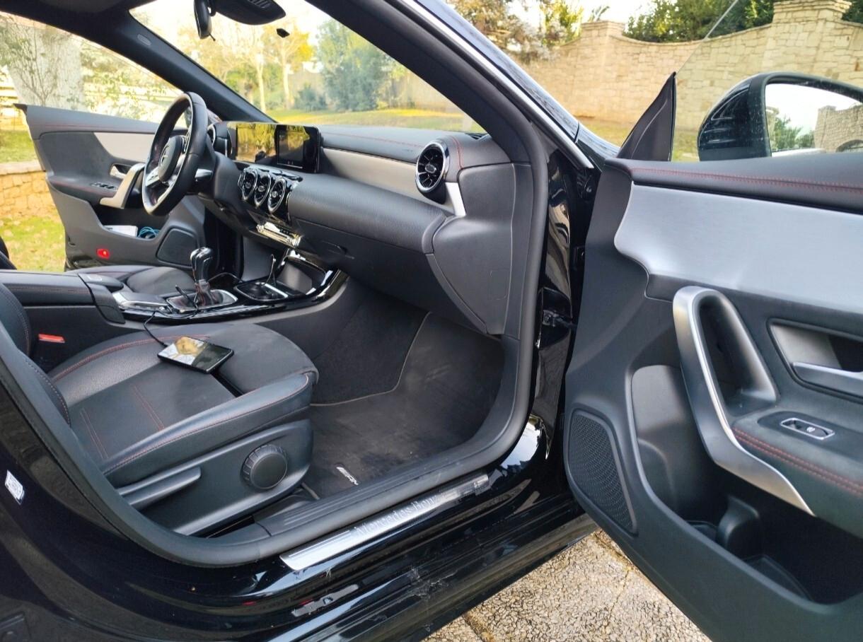 Mercedes-benz CLA 180 Premium