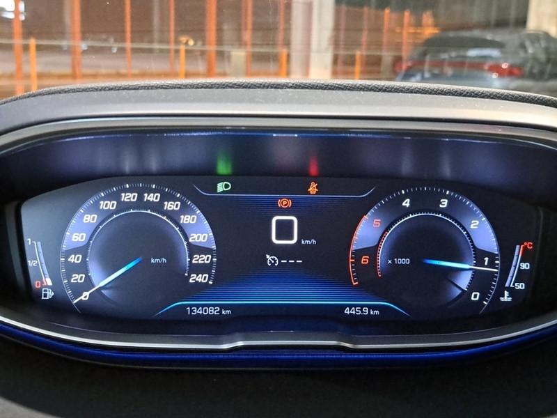 PEUGEOT 3008 BlueHDI 120 S/S Business