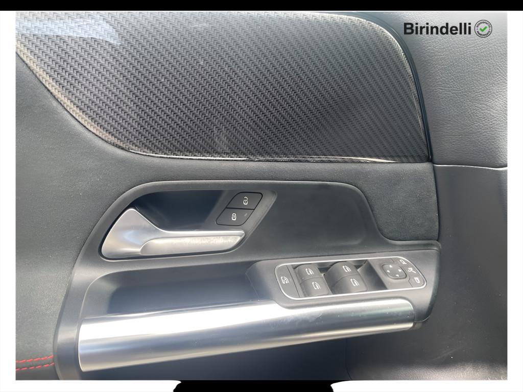 Mercedes-Benz GLA (H247) - GLA 180 d Automatic Premium