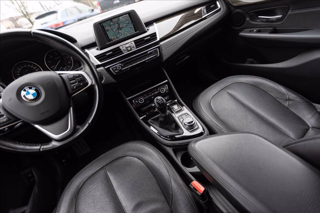 BMW 218d Active Tourer Luxury del 2016