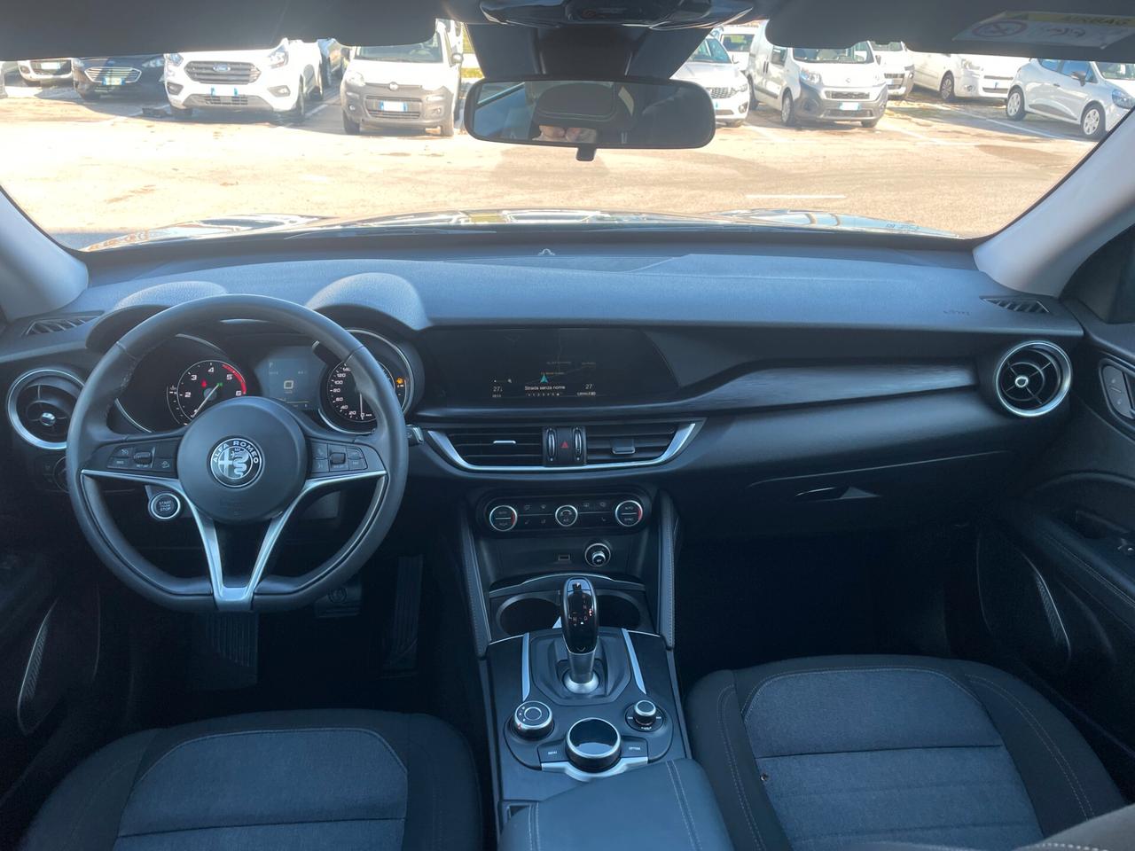 Alfa Romeo Stelvio 2.2 Turbodiesel 180 CV AT8 Q4 Business