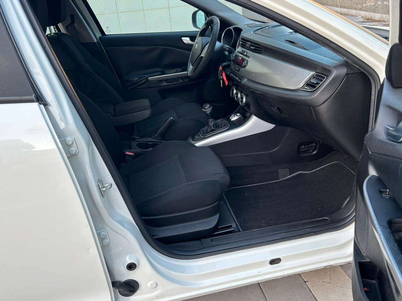 Alfa Romeo Giulietta 1.6 JTDm-2 105 CV Exclusive