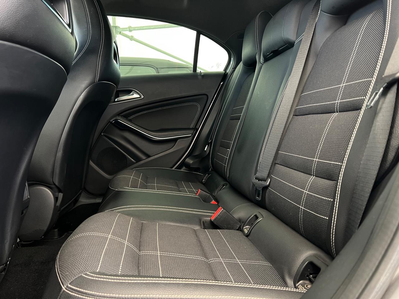 Mercedes-benz 180 CDI Sport 110 Cv Adatta anche per Neopatentati