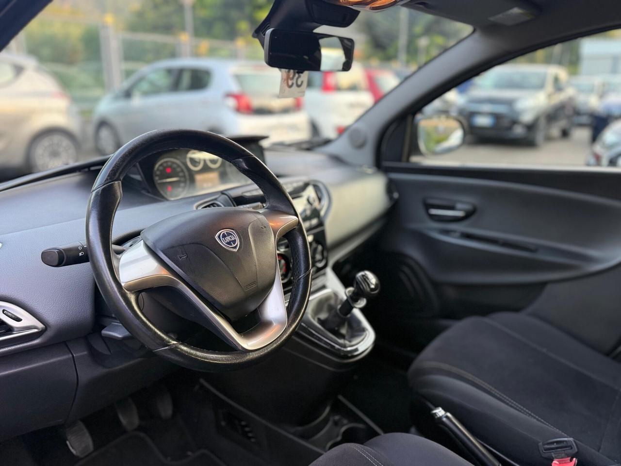Lancia Ypsilon 1.2 Ecochic GPL Silver