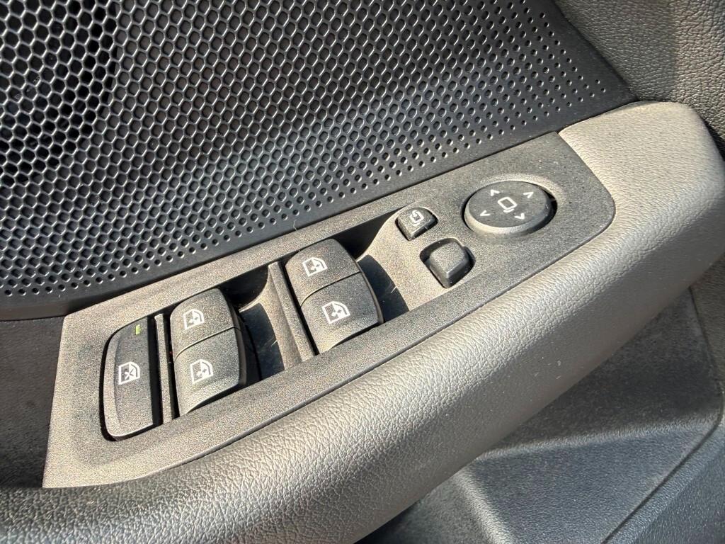 Bmw 116 116d 5p. Business Advantage