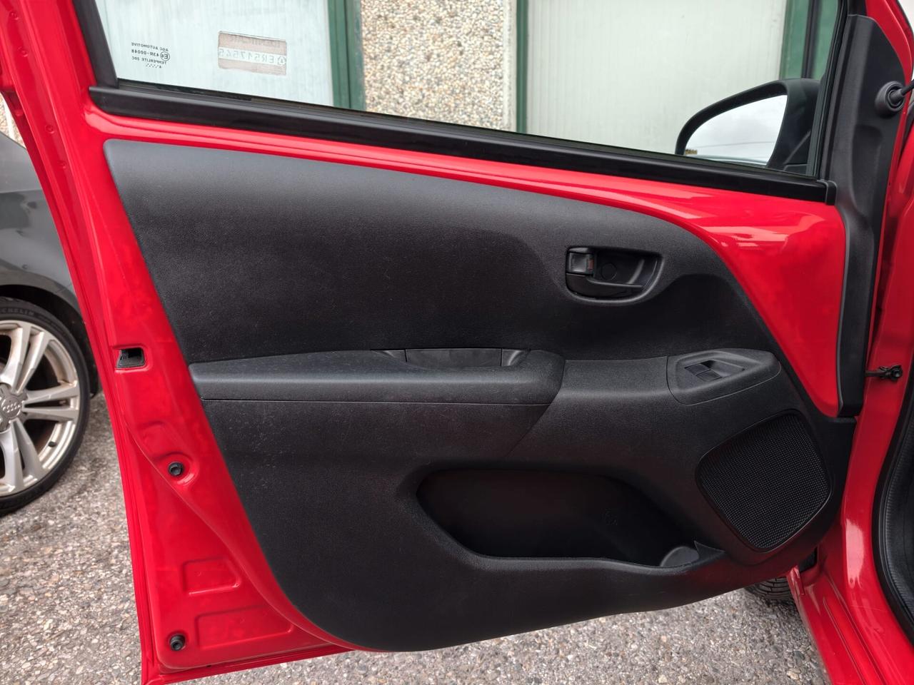 Citroen C1 1.0 BENZINA NEOPATENTATI ANNO 2014