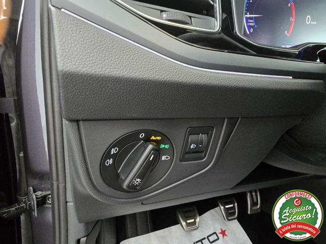 VOLKSWAGEN Taigo 1.0 TSI 115 CV R-Line + Tetto