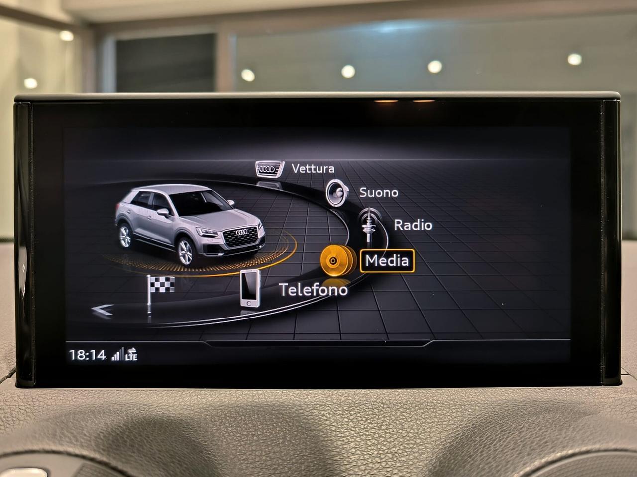 Audi Q2 30 TDI S tronic Business