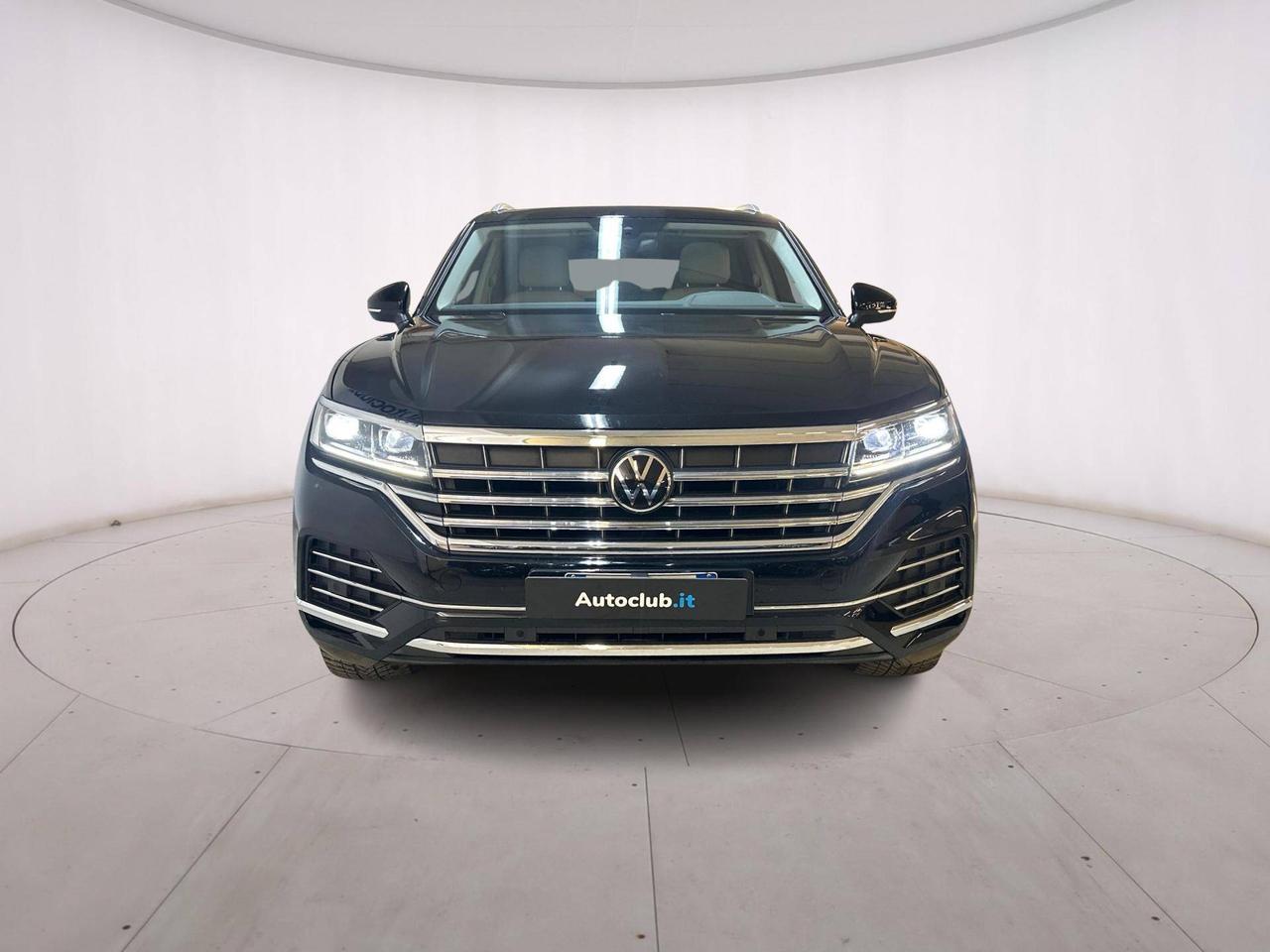 Volkswagen Touareg 3.0 V6 tdi Elegance 286cv