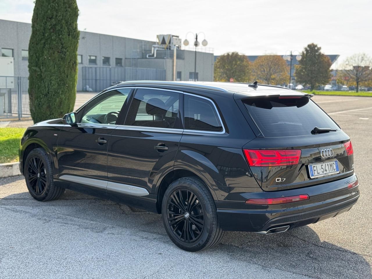 Audi Q7 3.0 TDI 218 CV Gancio Traino