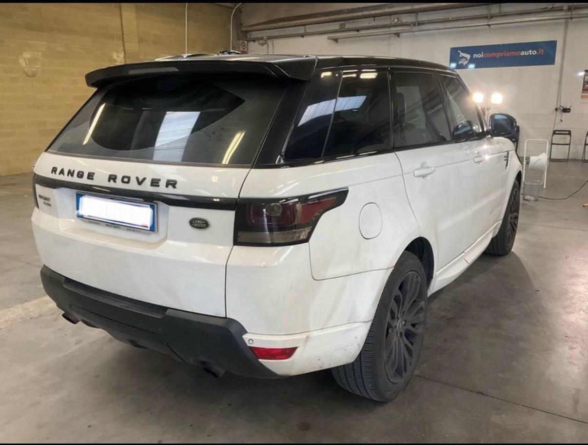 Land Rover Range Rover Sport 3.0 TDV6 HSE - 2015