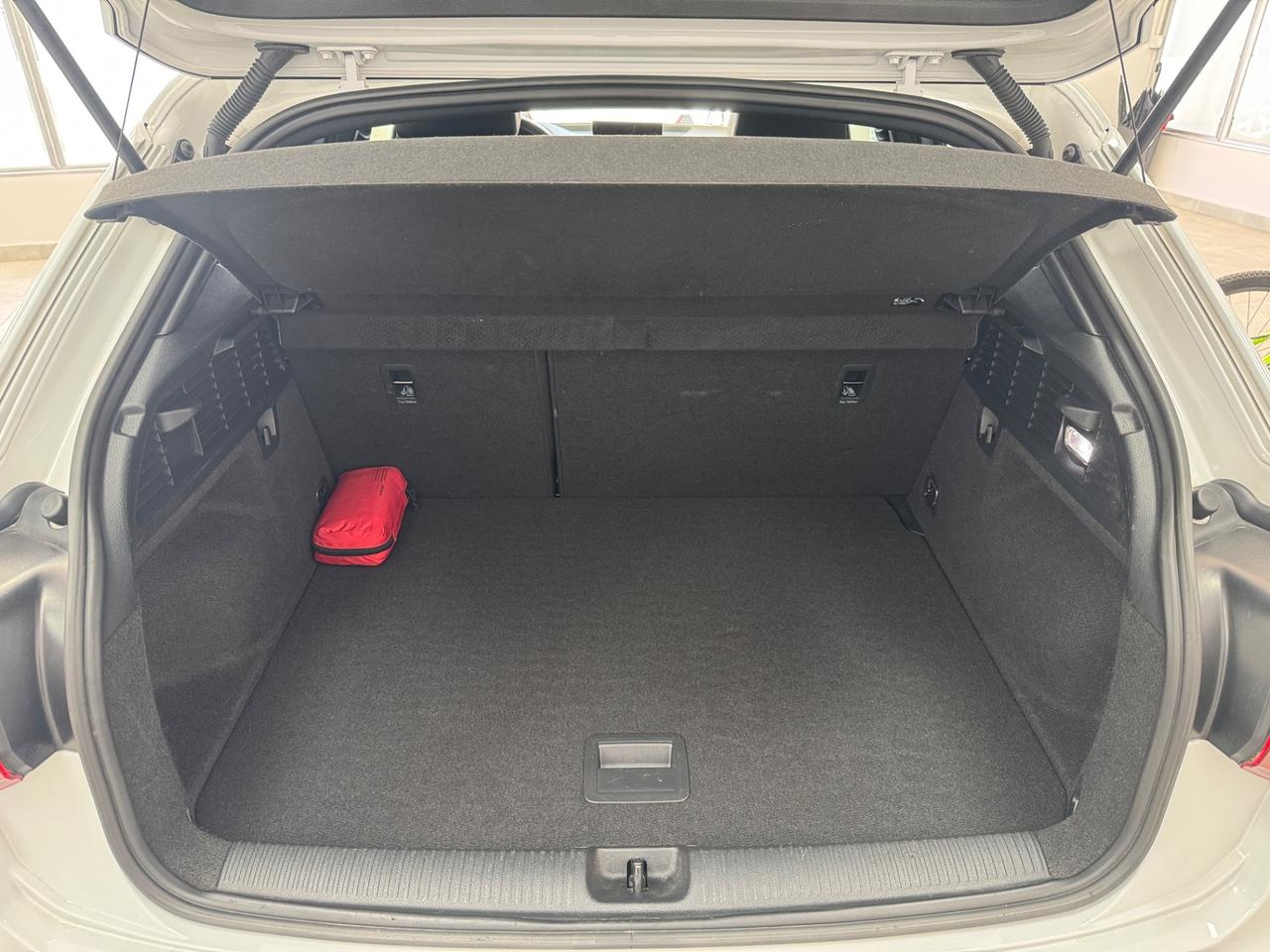 Audi Q2 30 TDI S tronic line Edition