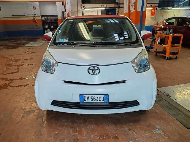 Toyota iQ 1.0 68cv CVT Cambio Automatico