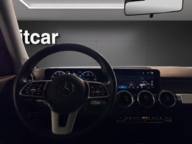 MERCEDES-BENZ GLB 200 d Automatic Sport