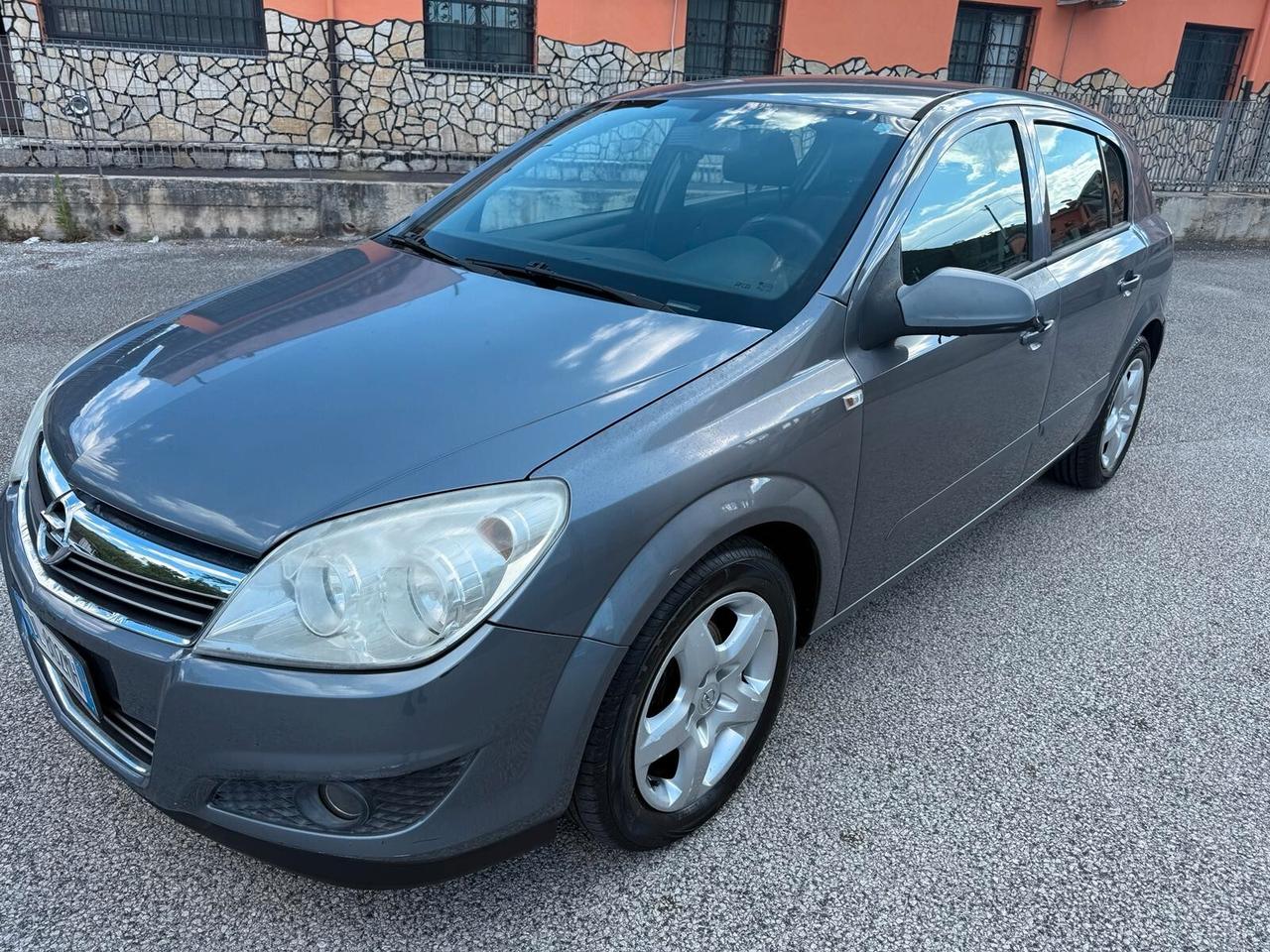 Opel Astra 1.3 CDTI 5 porte Enjoy