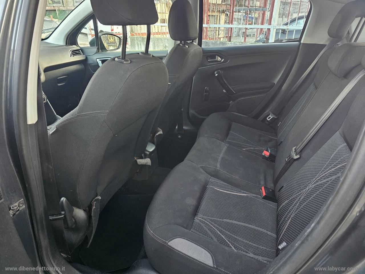 PEUGEOT 208 1.4 VTi 95 CV 5p. Allure