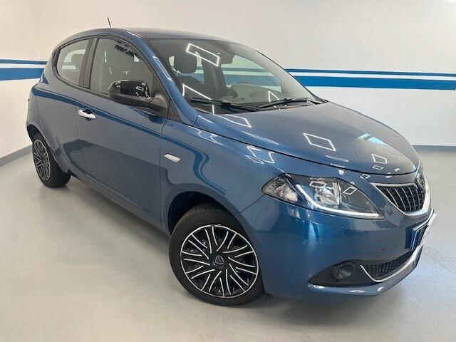 Lancia Ypsilon 1.0 firefly hybrid Gold s