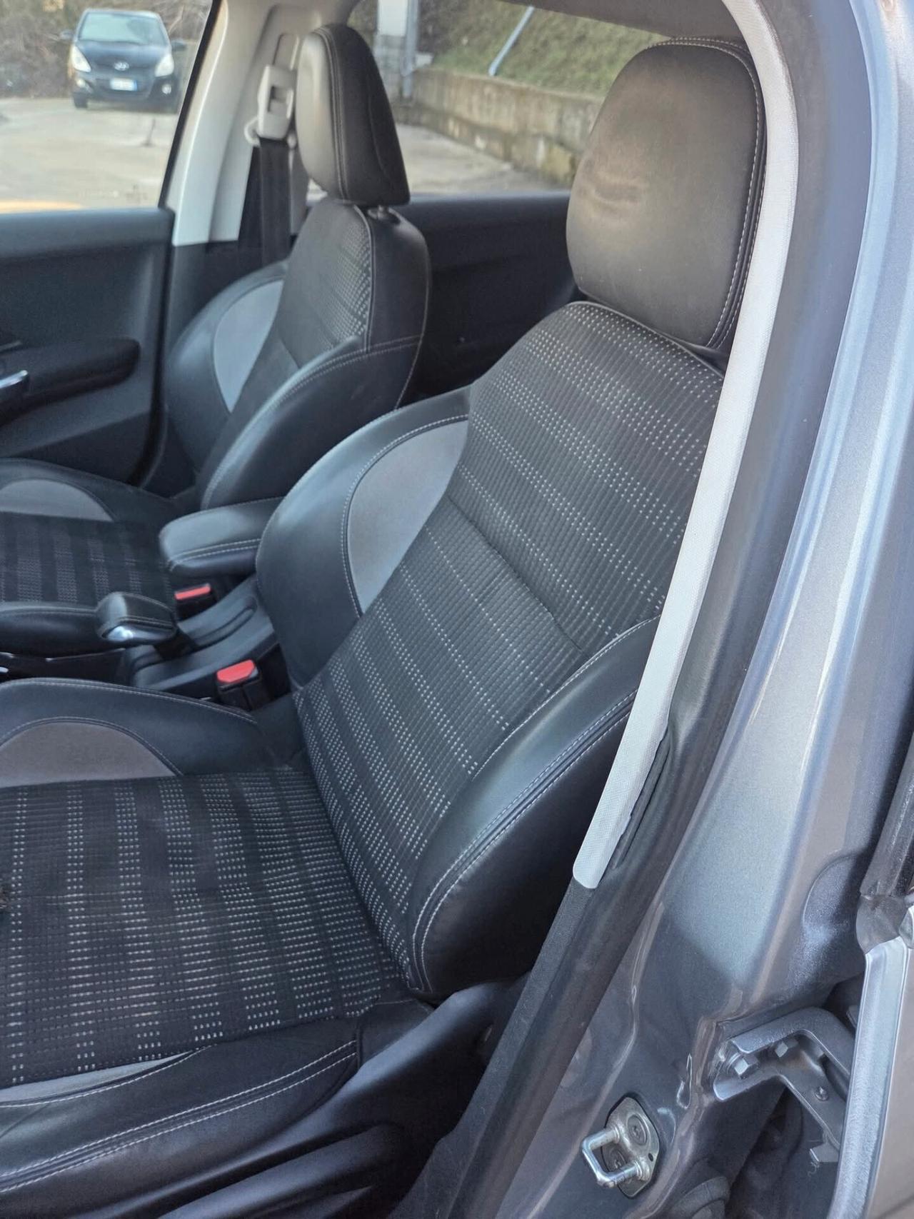 Peugeot 2008 1.6 90cv Diesel