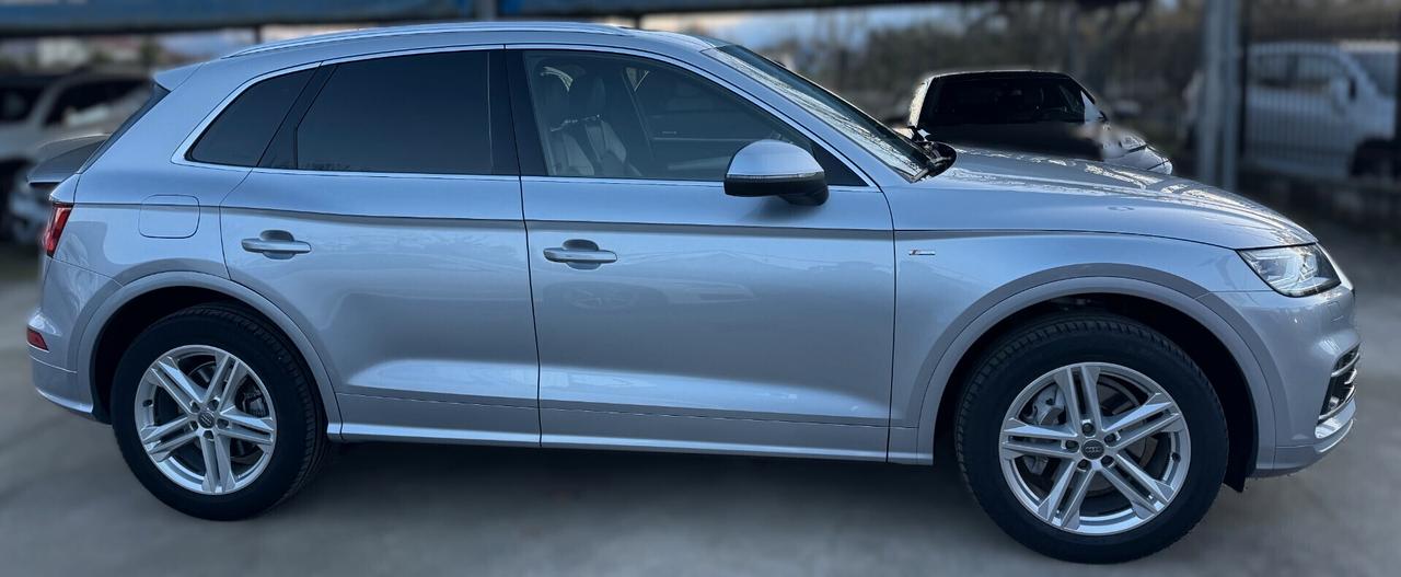 Audi Q5 40 TDI quattro S line plus