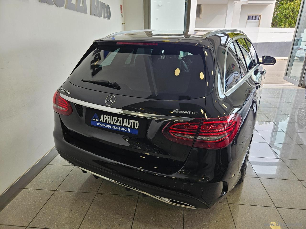 MERCEDES-BENZ C 220 d S.W. 4Matic Auto Premium