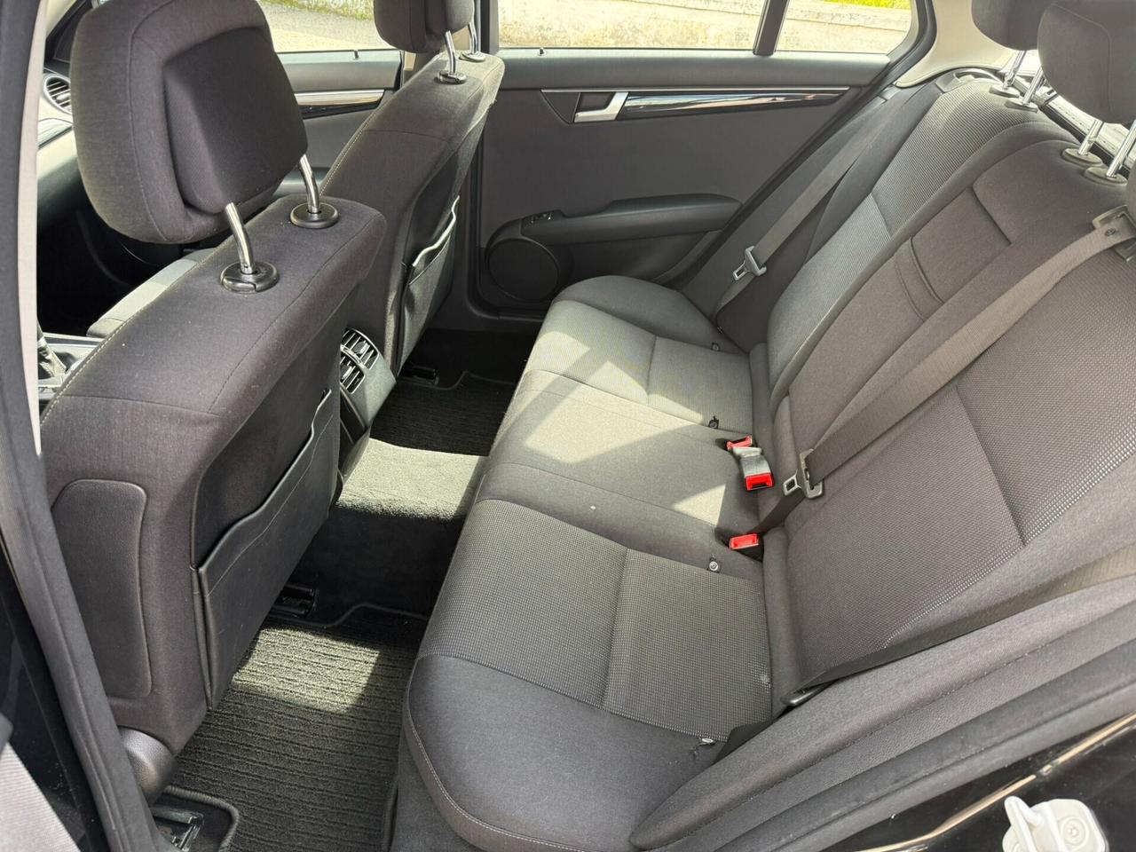 Mercedes-benz C 200 BlueEFFICIENCY Avantgarde
