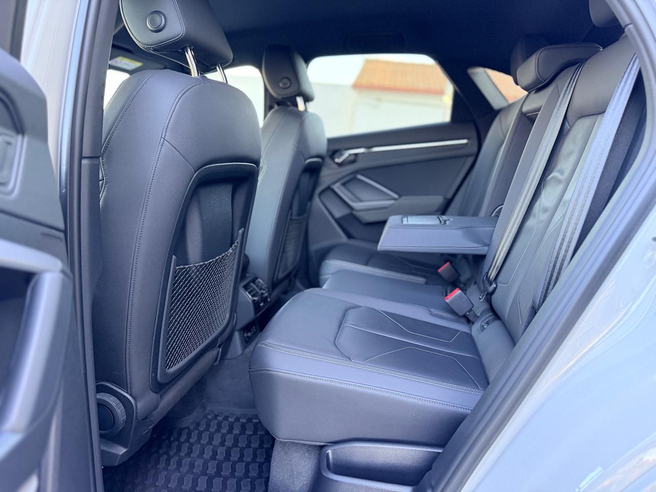 Audi Q3 SPB 40 TDI quattro 200cv S tronic line edition gesso