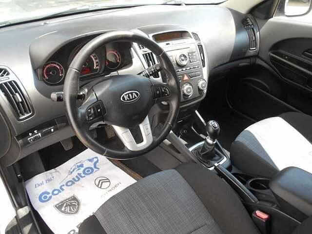 Kia Ceed 1.6 CRDi VGT 90CV 5p. Platinum