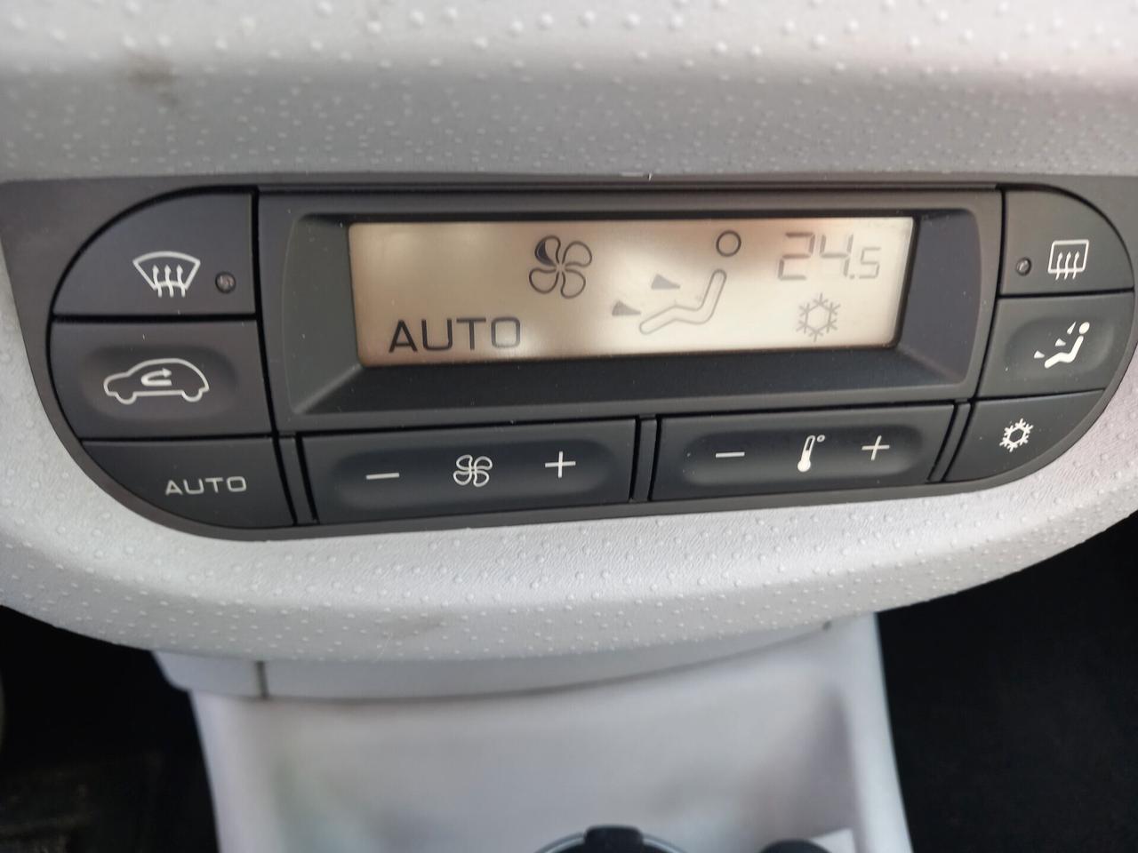 Citroen C3 1.4 HDi 70CV Exclusive