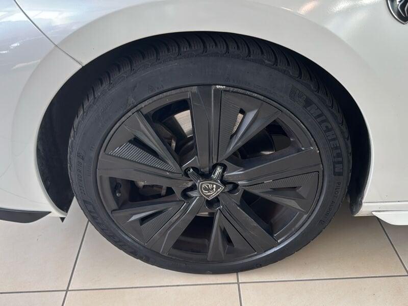 Peugeot 308 GT Pack Hybrid 225 e-EAT8 S&S aut.