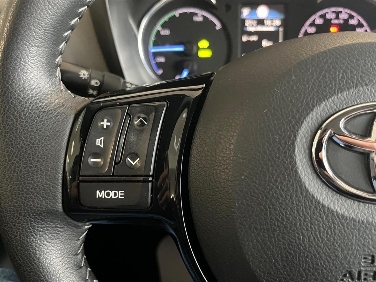 Toyota Yaris 5p 1.5h active