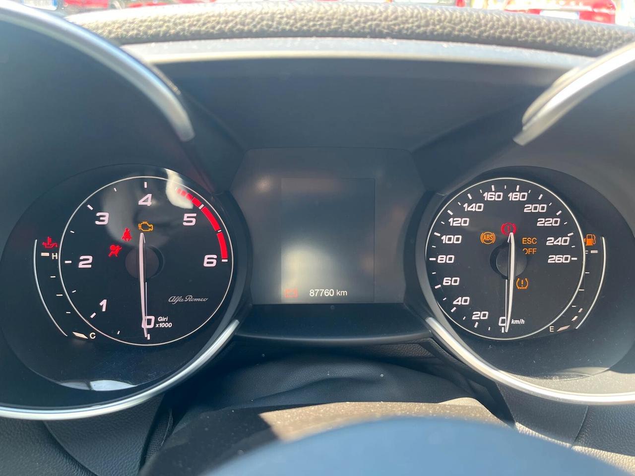 ALFA ROMEO GIULIA 2.2 Turbodiesel 180 CV 87600KM *UNICOPRO*