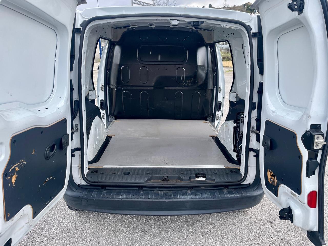 Renault Kangoo DCI DOPPIA PORTA LAT. 2 MODELLI